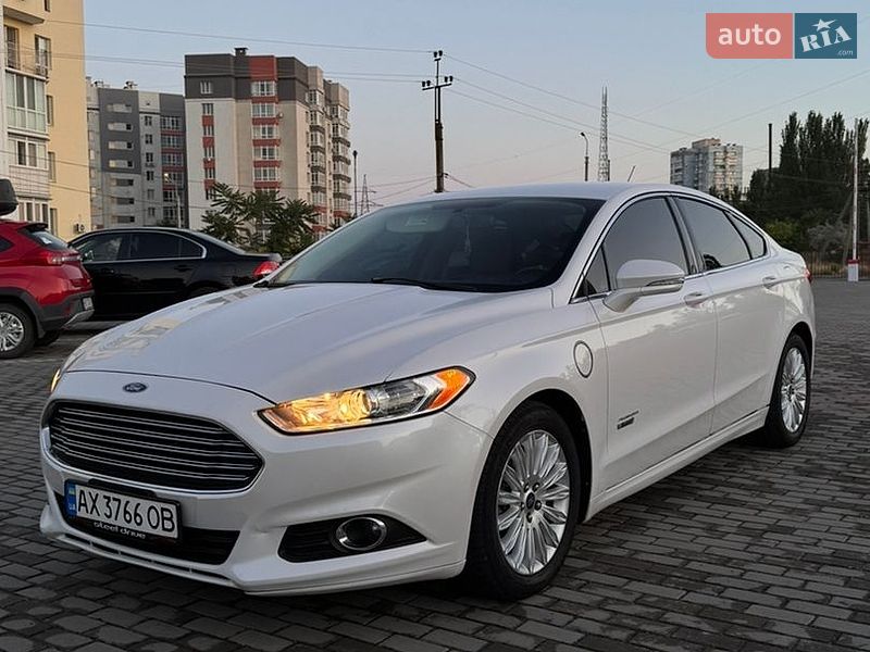 Седан Ford Fusion 2014 в Миколаєві