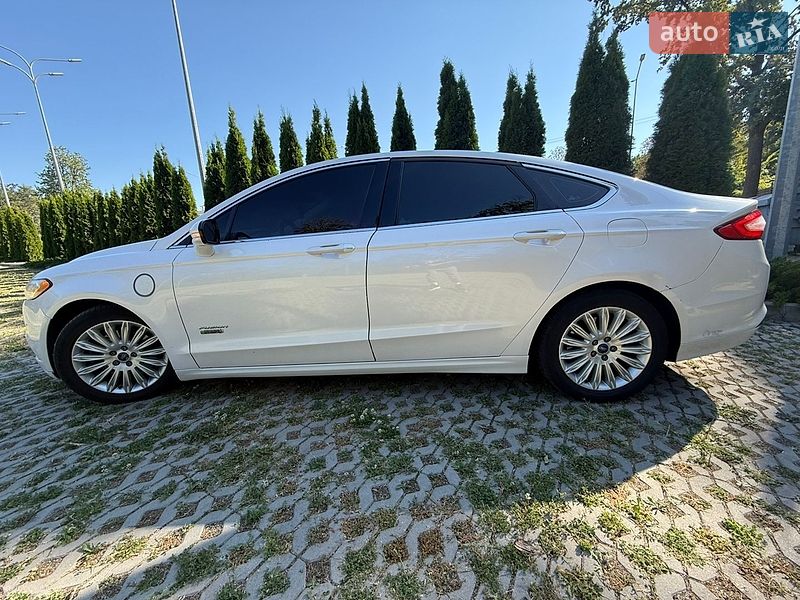 Седан Ford Fusion 2013 в Харькове