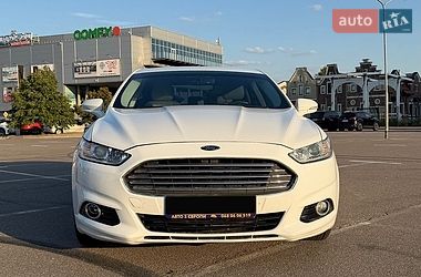 Ford Fusion  2015