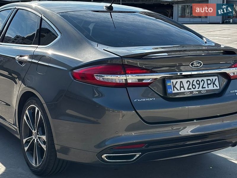 Седан Ford Fusion 2016 в Киеве