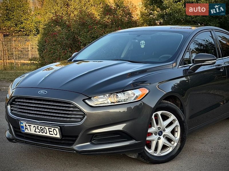 Седан Ford Fusion 2015 в Ивано-Франковске
