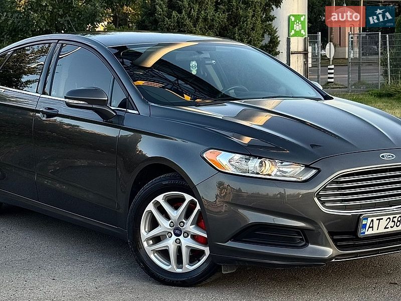 Седан Ford Fusion 2015 в Ивано-Франковске