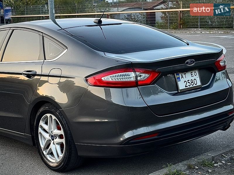 Седан Ford Fusion 2015 в Ивано-Франковске