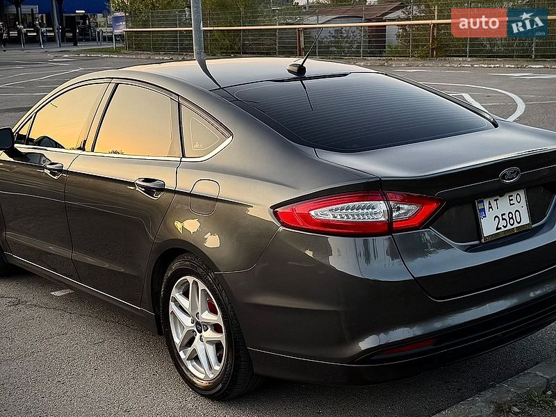 Седан Ford Fusion 2015 в Ивано-Франковске