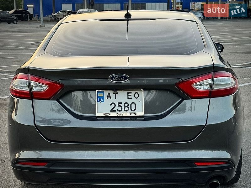 Седан Ford Fusion 2015 в Ивано-Франковске