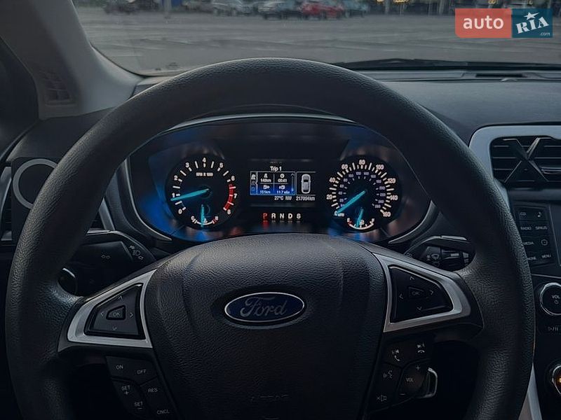 Седан Ford Fusion 2015 в Ивано-Франковске