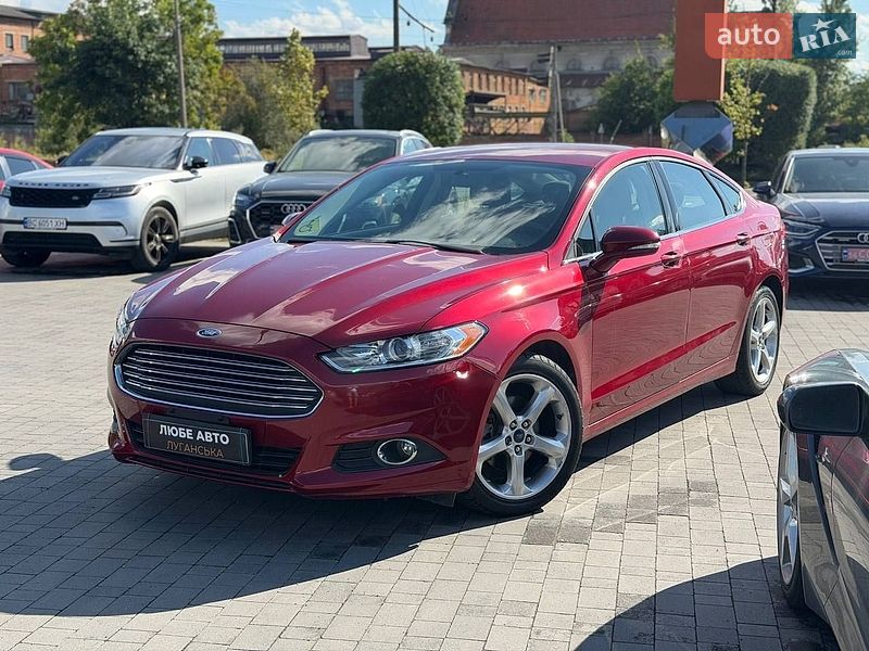 Седан Ford Fusion 2015 в Львове