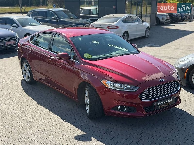 Седан Ford Fusion 2015 в Львове