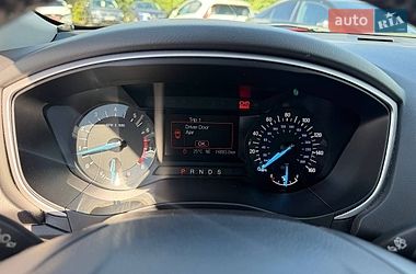 Седан Ford Fusion 2015 в Львове