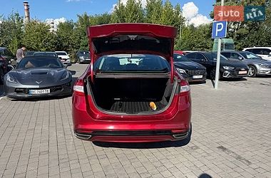 Седан Ford Fusion 2015 в Львове