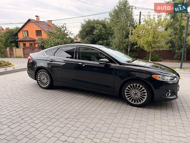 Седан Ford Fusion 2015 в Виннице