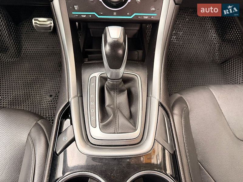 Седан Ford Fusion 2015 в Виннице