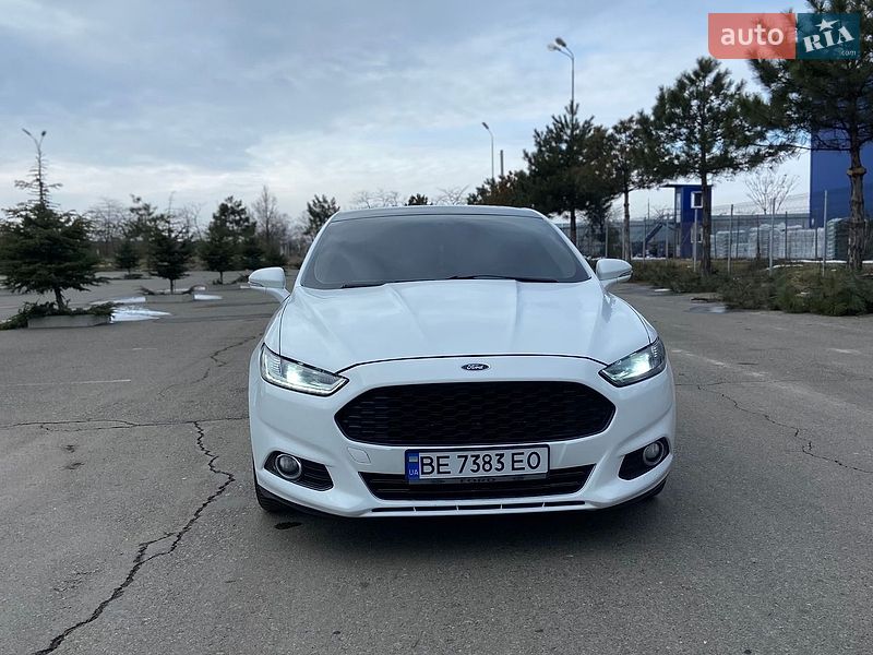 Седан Ford Fusion 2015 в Одесі