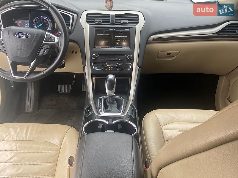 Седан Ford Fusion 2015 в Одесі