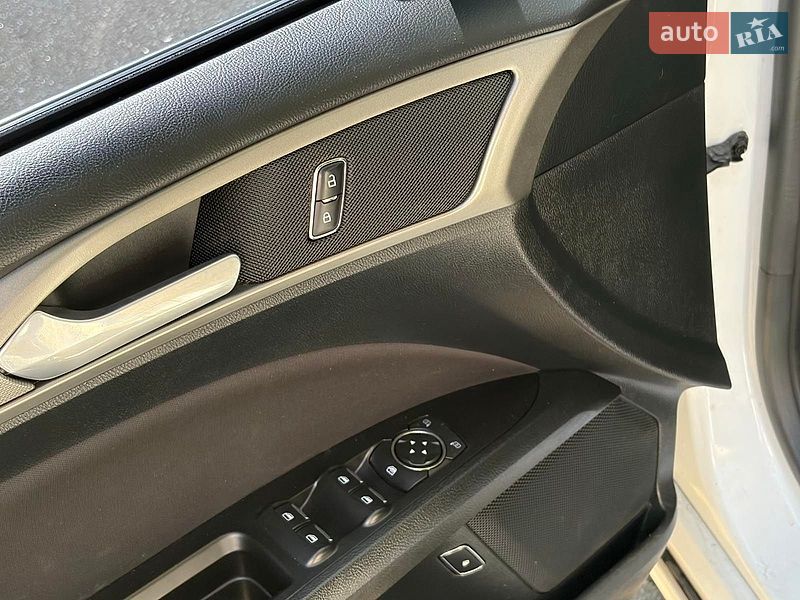 Седан Ford Fusion 2017 в Києві