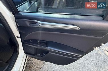 Седан Ford Fusion 2017 в Києві