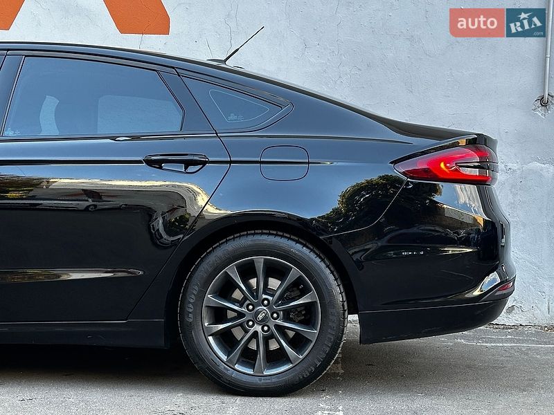 Седан Ford Fusion 2016 в Одессе