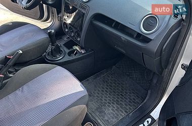 Хэтчбек Ford Fusion 2005 в Запорожье