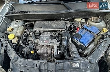Хэтчбек Ford Fusion 2005 в Запорожье