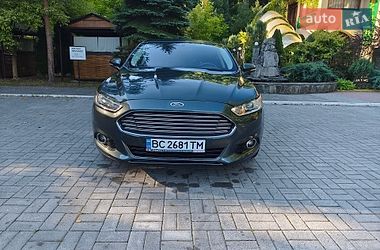 Седан Ford Fusion 2015 в Дрогобыче