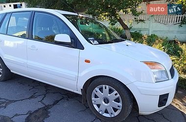 Ford Fusion  2011
