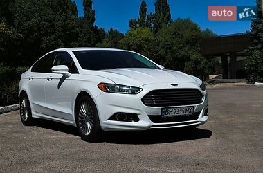 Ford Fusion  2015