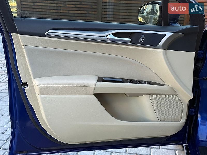 Седан Ford Fusion 2016 в Одессе