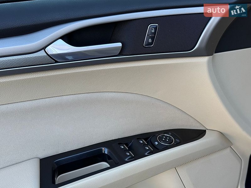 Седан Ford Fusion 2016 в Одессе