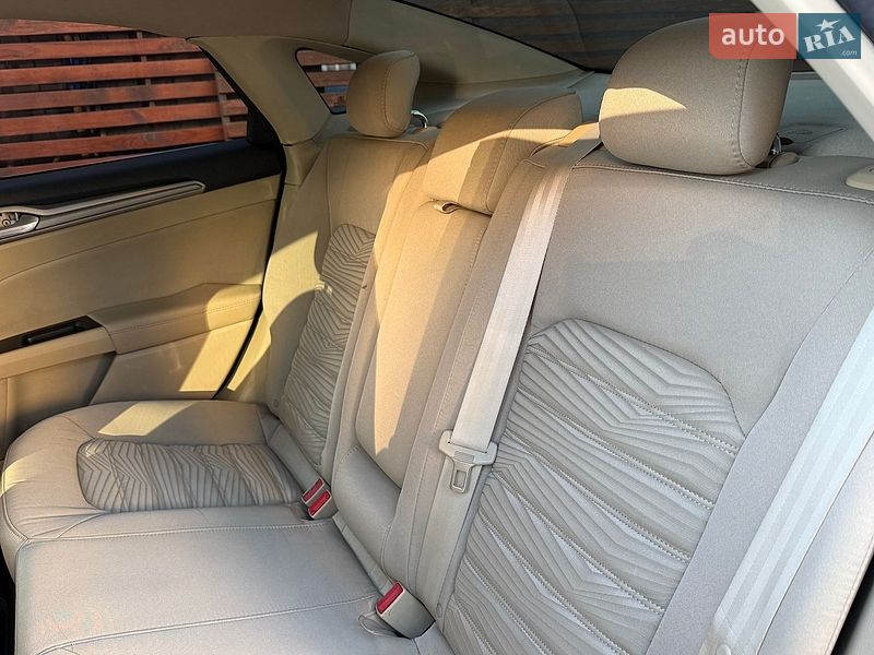 Седан Ford Fusion 2016 в Одессе