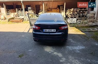 Ford Fusion  2015