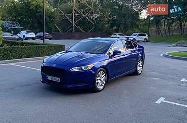 Ford Fusion  2015