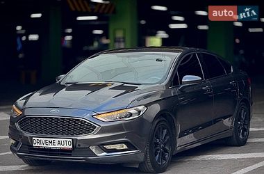 Ford Fusion  2016