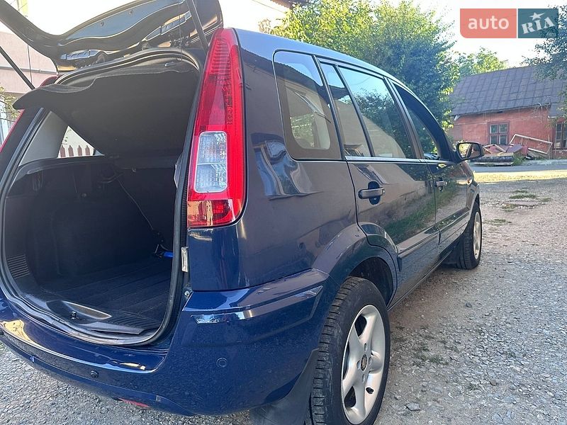 Хетчбек Ford Fusion 2009 в Івано-Франківську