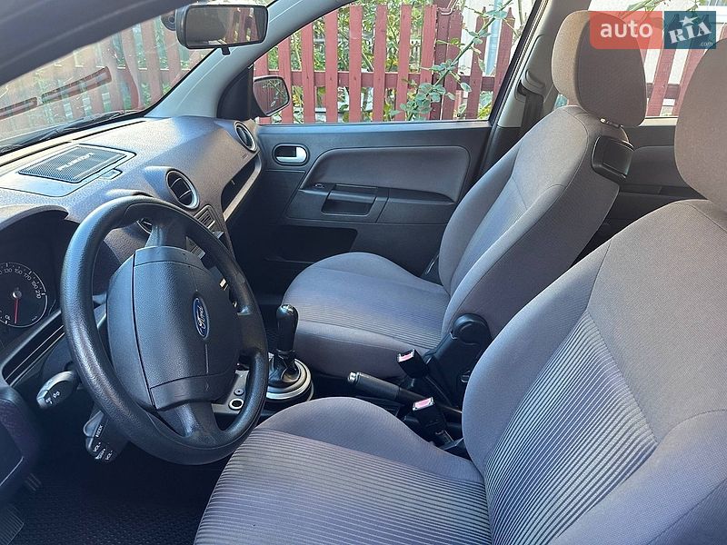 Хетчбек Ford Fusion 2009 в Івано-Франківську