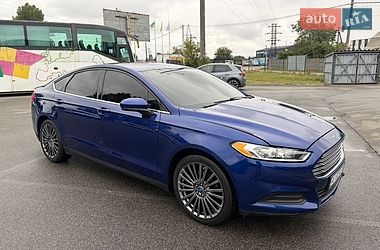 Ford Fusion  2015