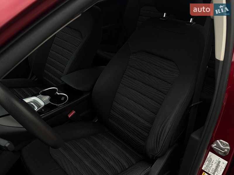 Седан Ford Fusion 2015 в Киеве