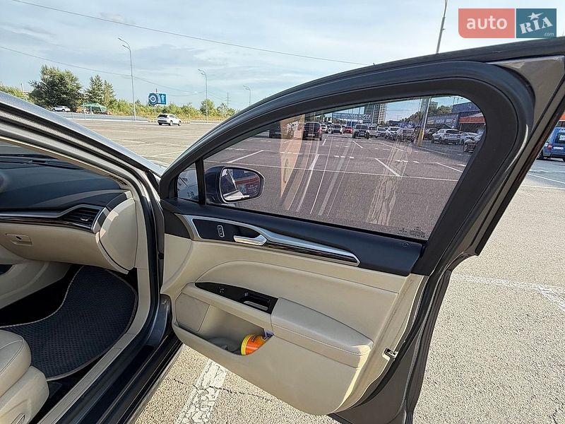 Седан Ford Fusion 2014 в Киеве