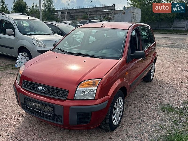 Хэтчбек Ford Fusion 2006 в Луцке