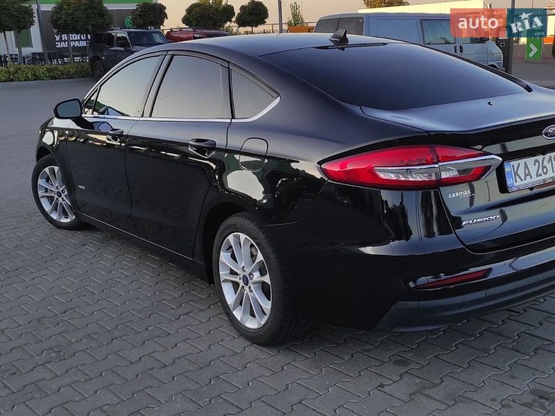 Седан Ford Fusion 2020 в Києві