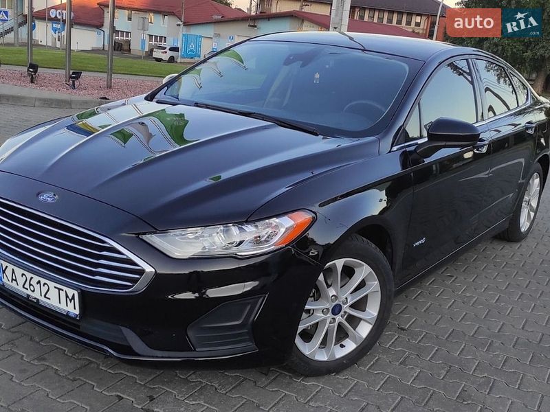 Седан Ford Fusion 2020 в Києві