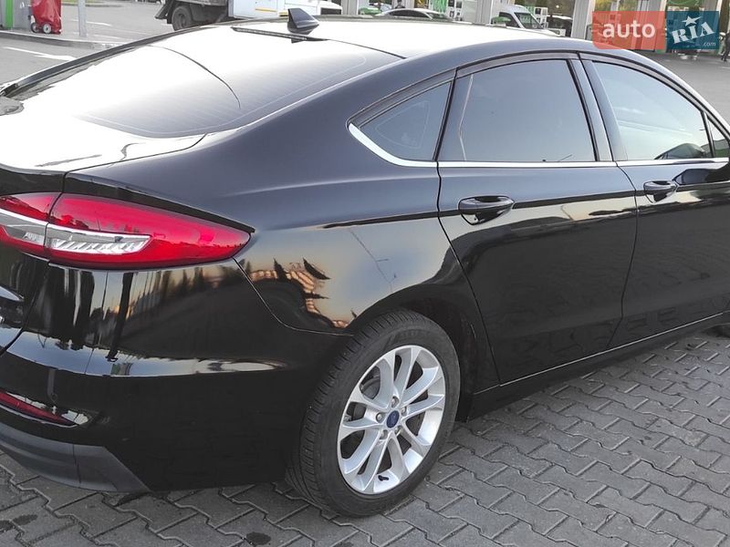 Седан Ford Fusion 2020 в Києві