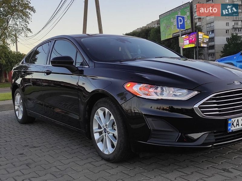 Седан Ford Fusion 2020 в Києві