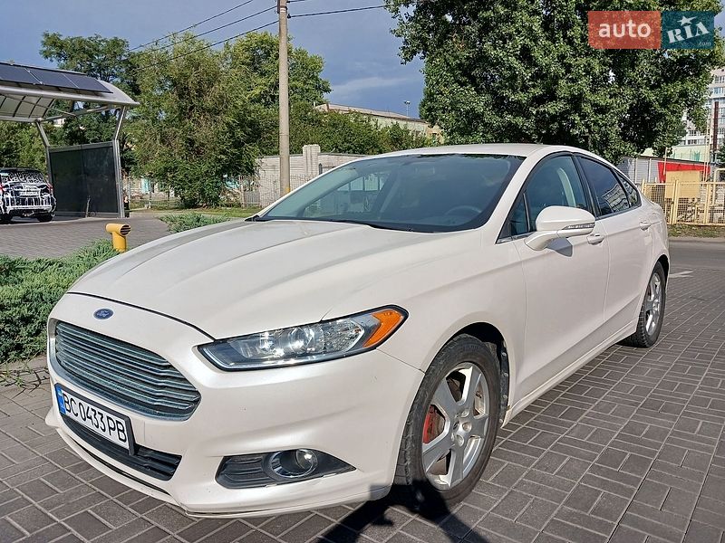 Седан Ford Fusion 2013 в Лозовій