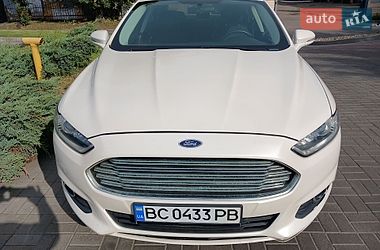 Седан Ford Fusion 2013 в Лозовій