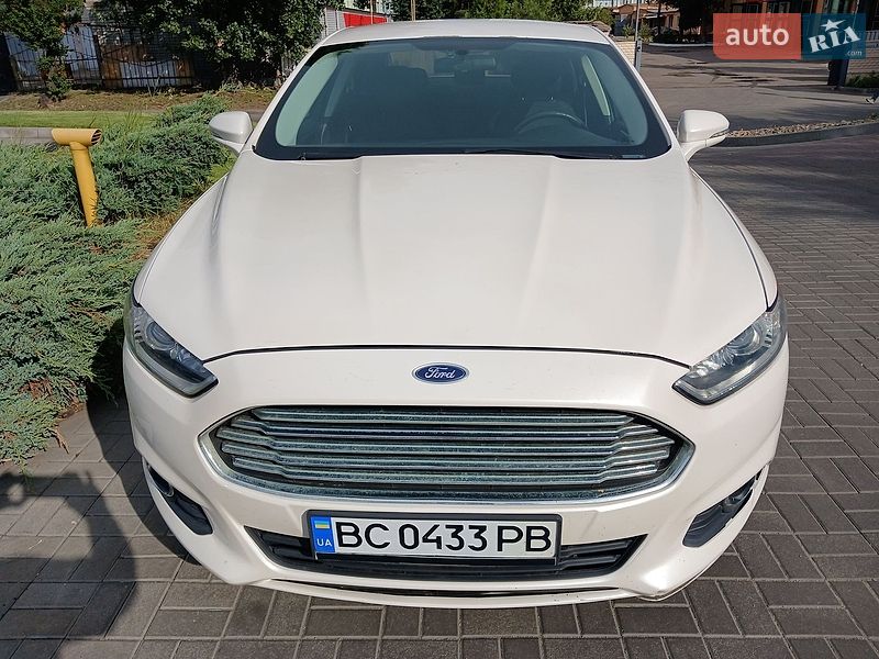 Седан Ford Fusion 2013 в Лозовій
