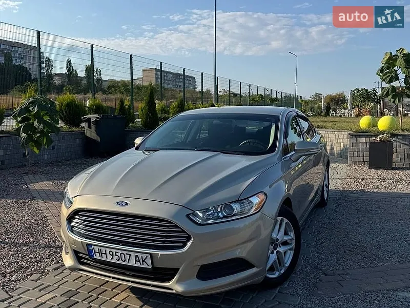 Ford Fusion 2015