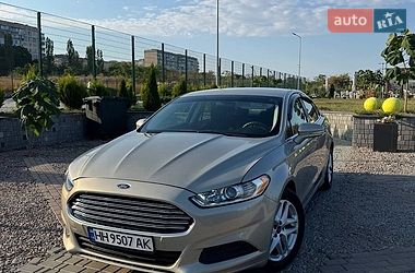 Ford Fusion 2015