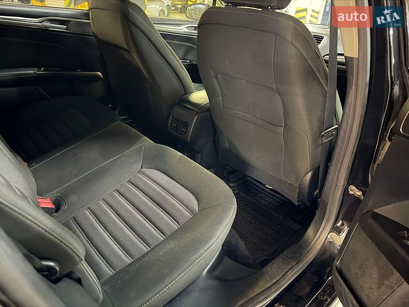 Седан Ford Fusion 2016 в Киеве