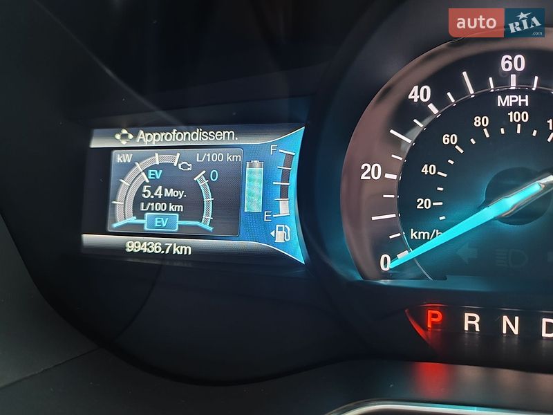 Седан Ford Fusion 2017 в Краснограде