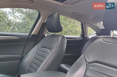 Седан Ford Fusion 2017 в Краснограде